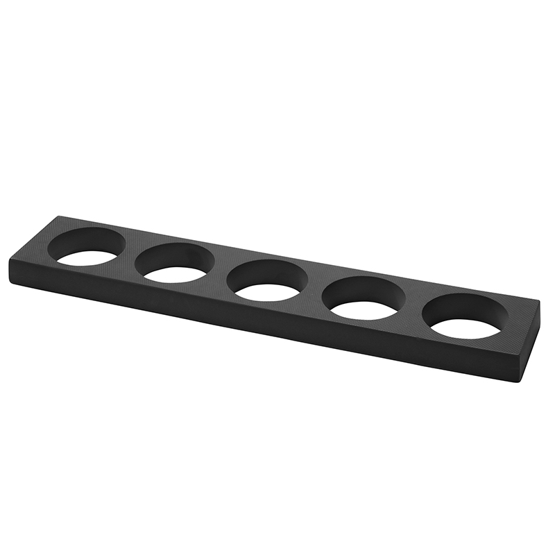 Elegant holder til 5 foam rollers – perfekt til Pilates!