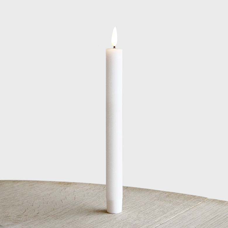 Luce LED Kronelys Hvid med Fjernbetjening – Hygge Lys