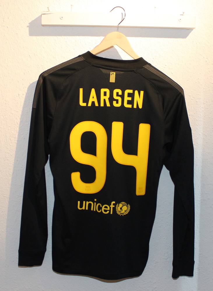FC Barcelona Udebanetrøje 2011/12 - Larsen 95