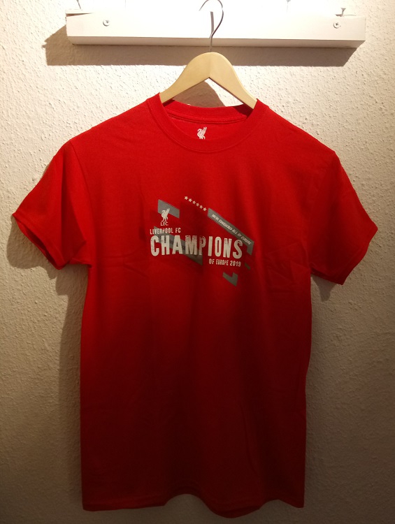 Liverpool Champions Europe Adttee Trade - Få den nu!