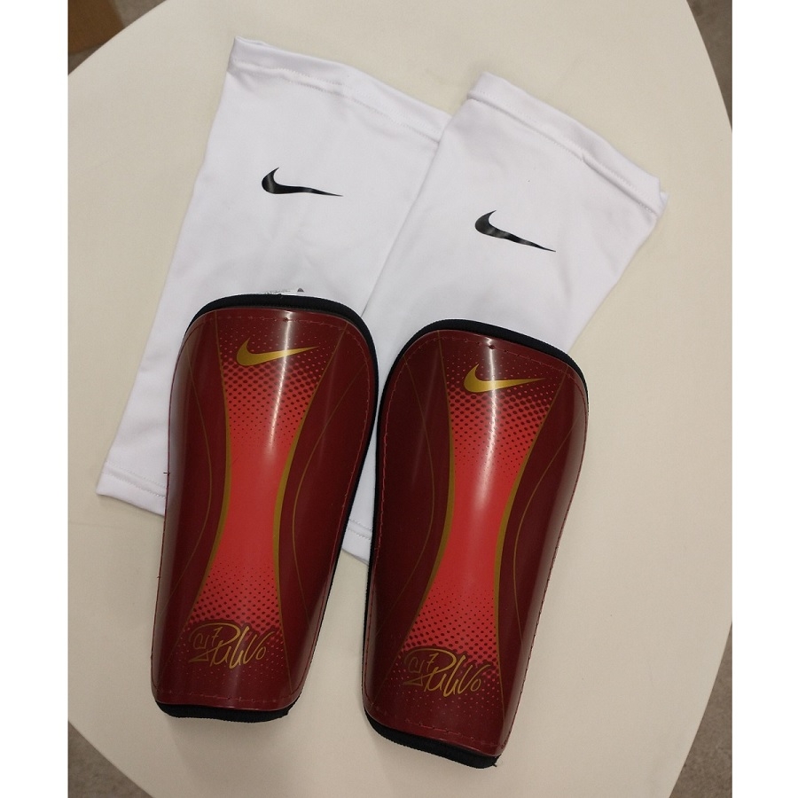 Nike Cristiano Ronaldo Benskinner - Røde tilbud