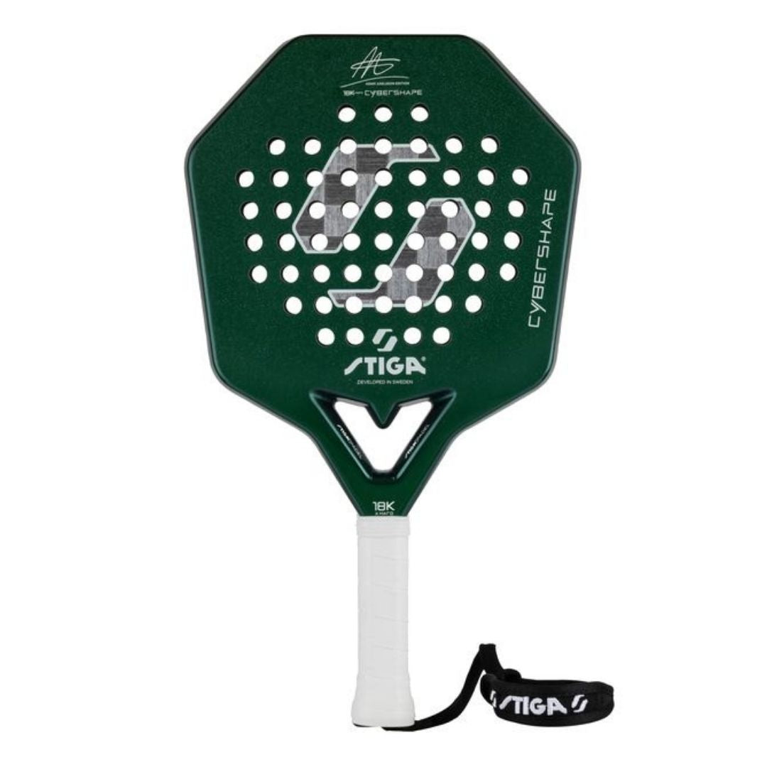 Stiga Cybershape 18k   Hard Adam Axelsson Edition Padelbat