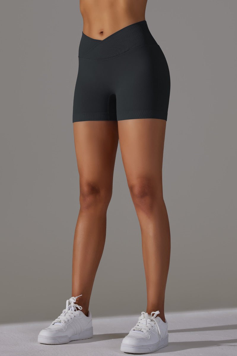 Zencurve V-formede Shorts i Sort – Komfort til Aktive Kvinder